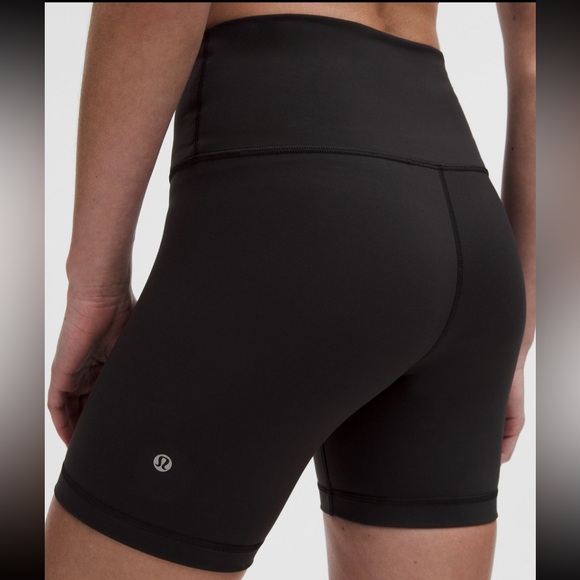 Lululemon Wunder Train High Rise Shorts 6” NWT Black size 2 - Picture 1 of 3